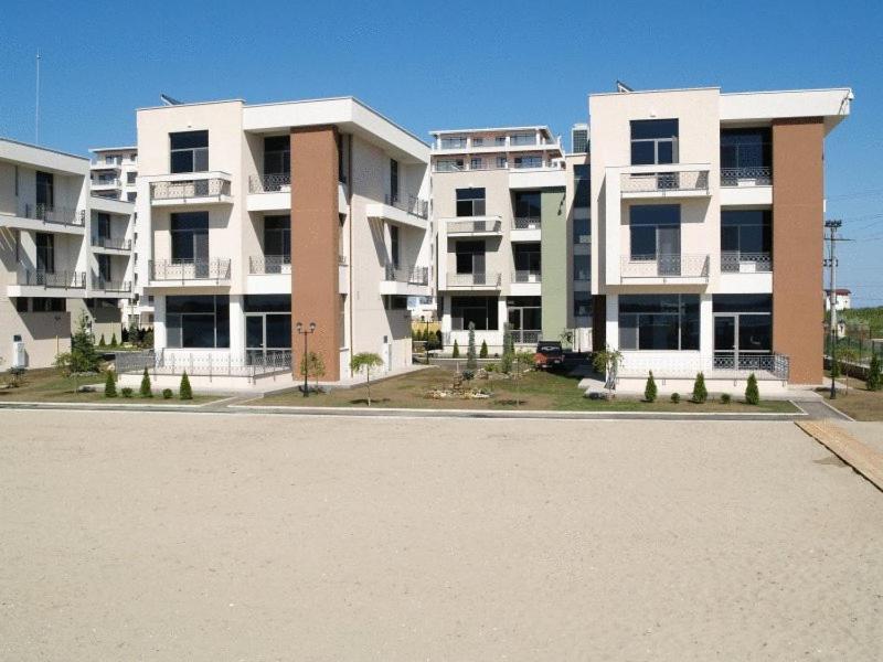 Villa Verona Complex
