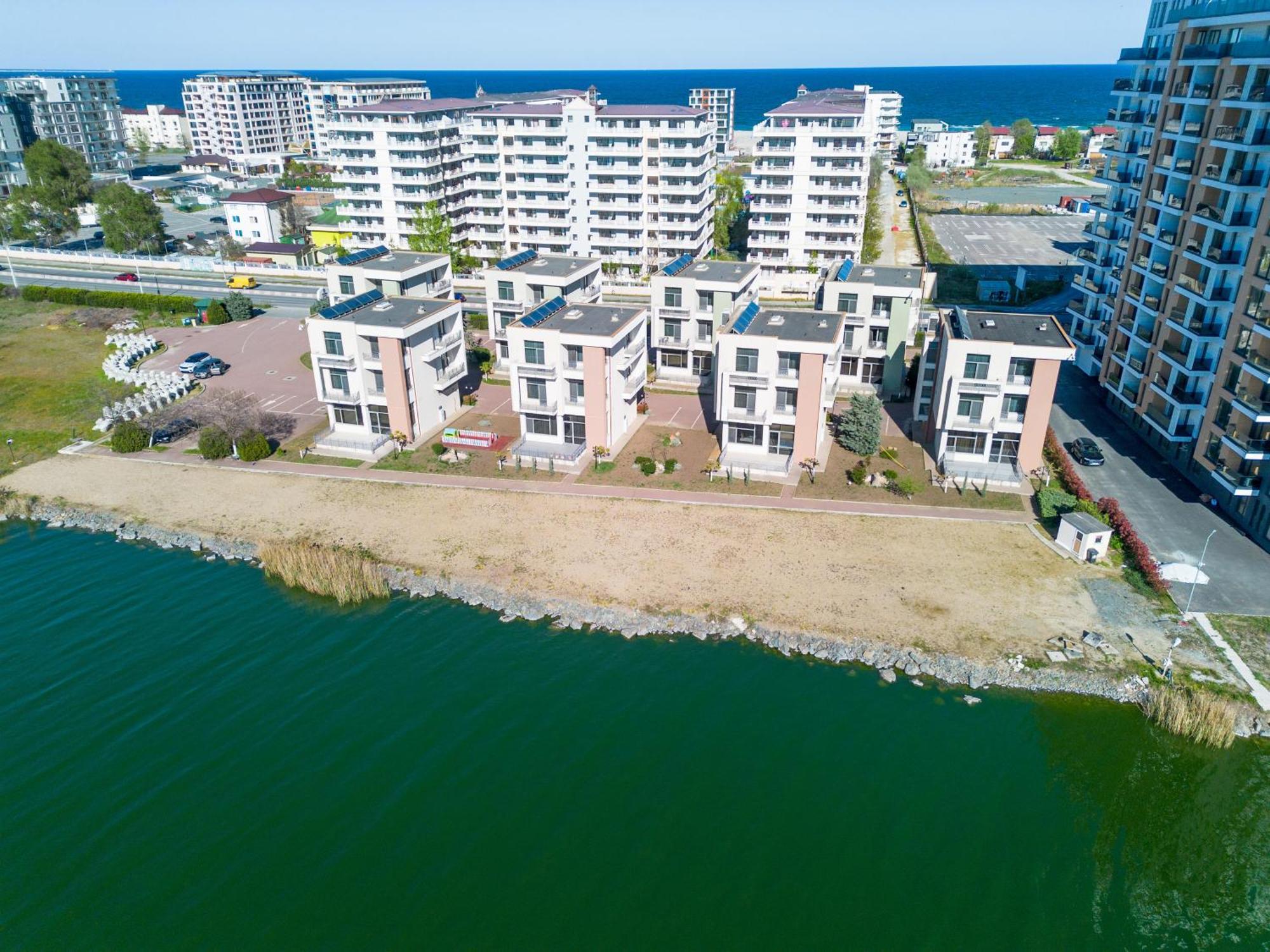 Complex Verona Villas *